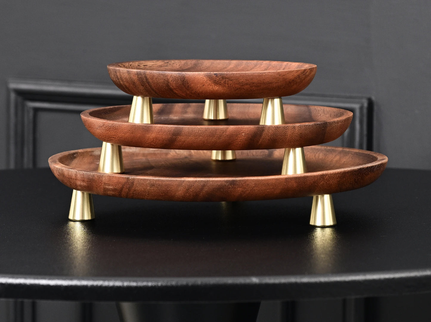 hadnmade entrance Solid Wood Key Perfume Tray, Vintage Style Cosmetics and Jewelry Tray, Wooden Round Incense Tabletop Storage Tray, Walnut Fruit Tray