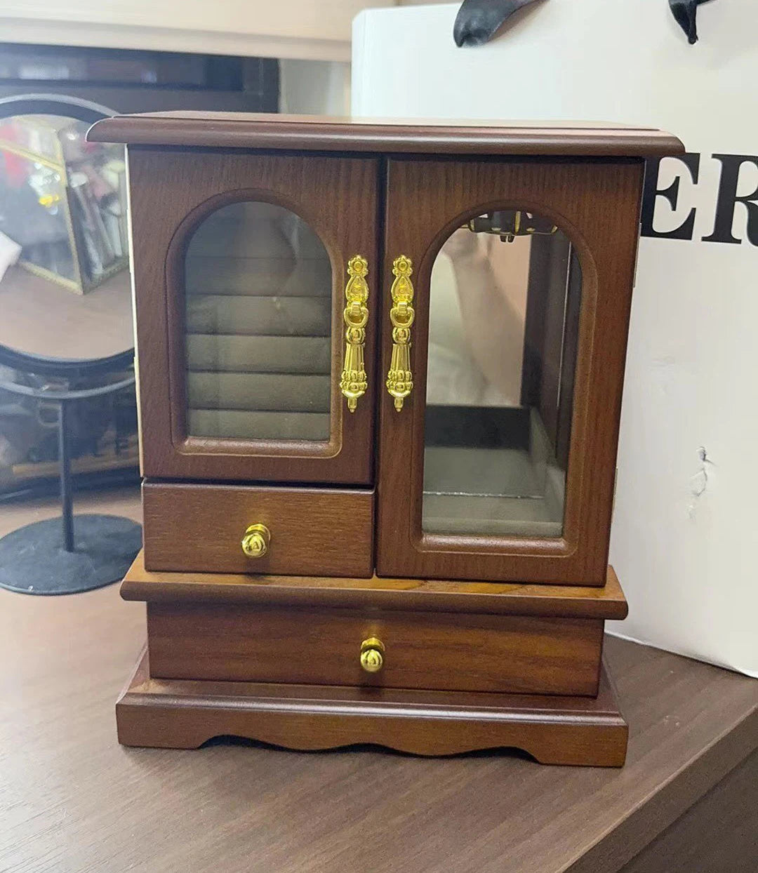 HANDMADE Retro Wooden Jewelry Storage Box High-end Earrings Necklaces Rings Storage Holder Rack Dustproof Cabinet Desktop Showcase